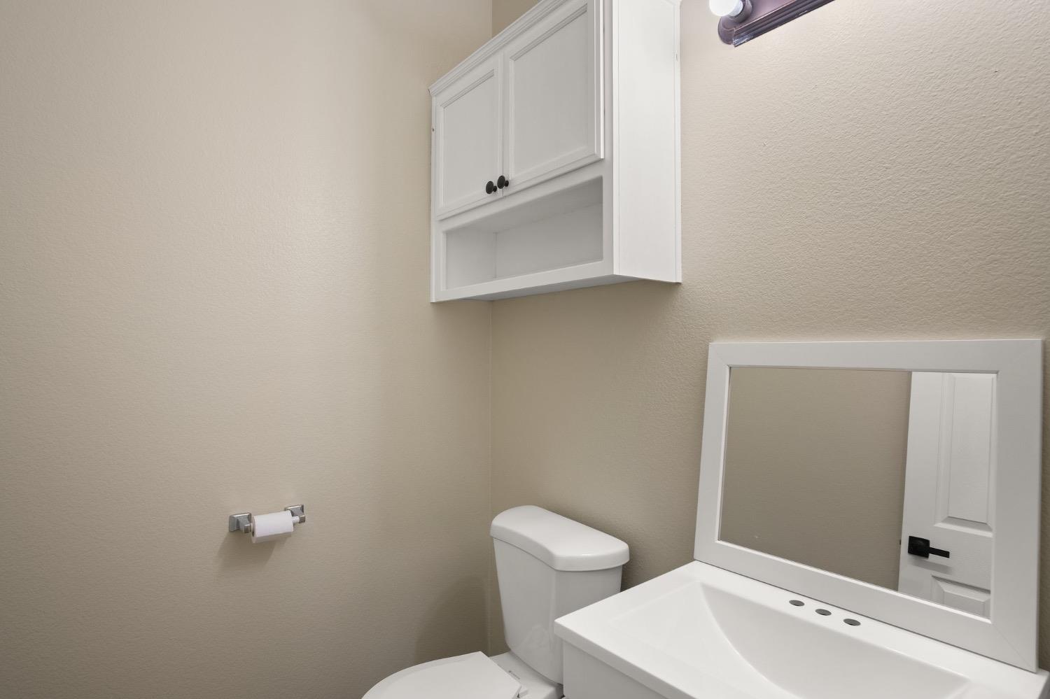 Detail Gallery Image 27 of 37 For 2870 Blue Oak Ct, Turlock,  CA 95382 - 4 Beds | 2/1 Baths