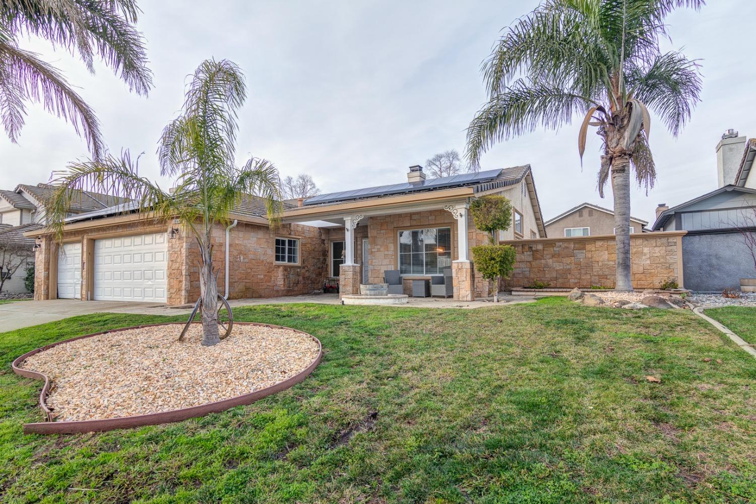1067  Starbrook Drive