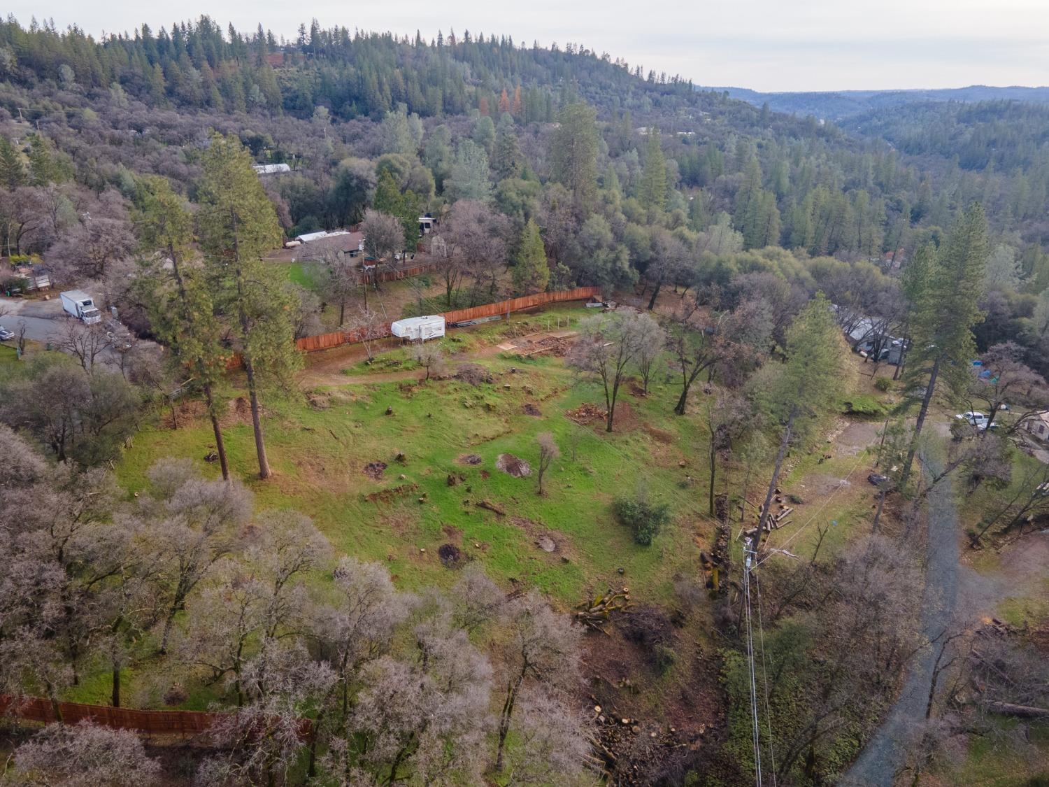 Acorn Place, Grass Valley, California image 8