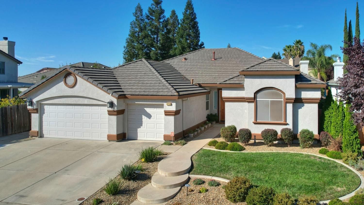 Detail Gallery Image 1 of 1 For 8290 Crimson Sage Ct, Sacramento,  CA 95829 - 4 Beds | 2 Baths