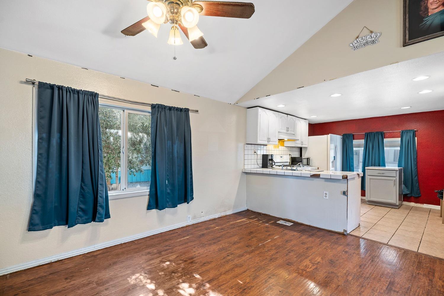 Detail Gallery Image 11 of 35 For 5100 N Hwy 99 Spc 209, Stockton,  CA 95212 - 3 Beds | 1 Baths