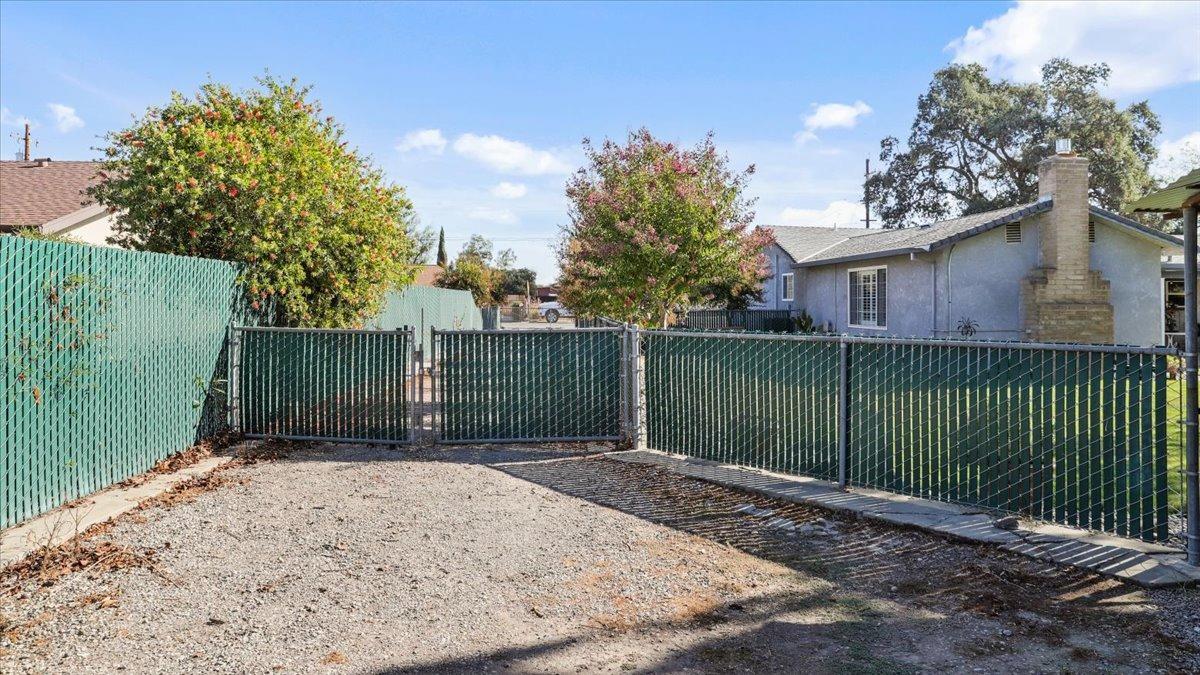 Detail Gallery Image 71 of 91 For 2077 Nord Rd, Stockton,  CA 95215 - 3 Beds | 1/1 Baths