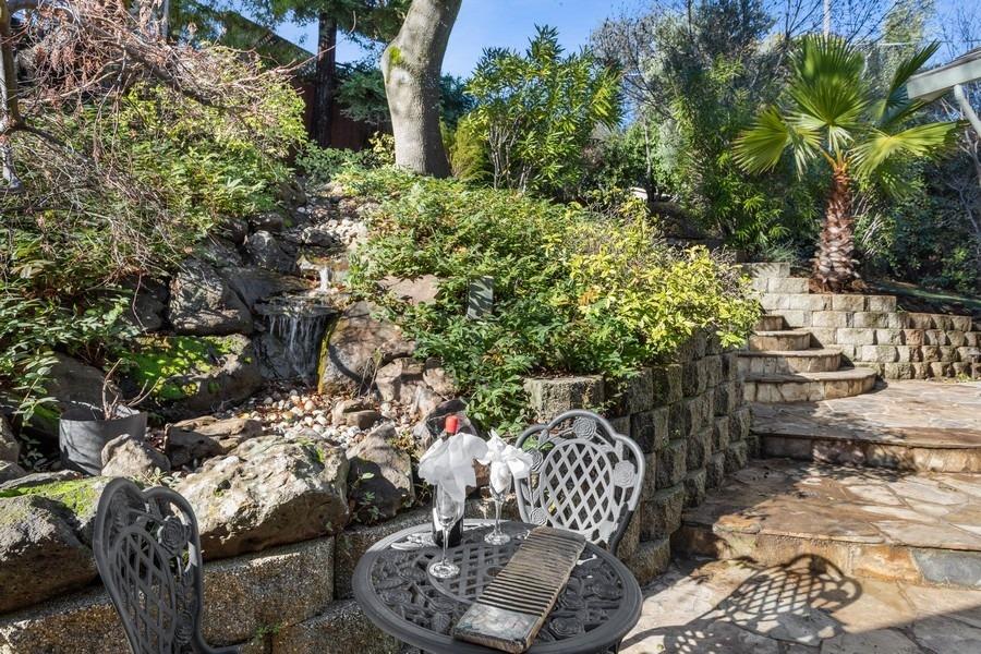 Photo of 251 Aeolia Dr in Auburn, CA