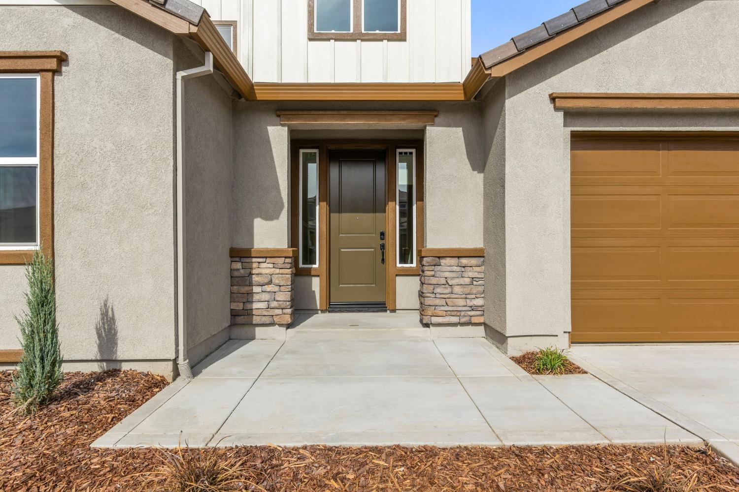 Santa Cruz Drive, Plumas Lake, California image 6