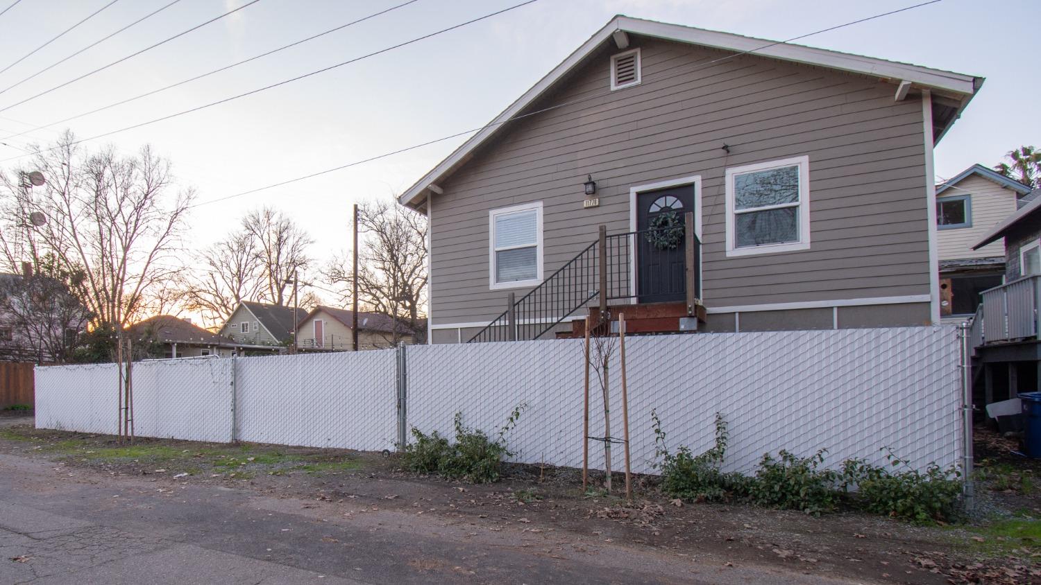 Photo of 11776 Washington Ave in Courtland, CA