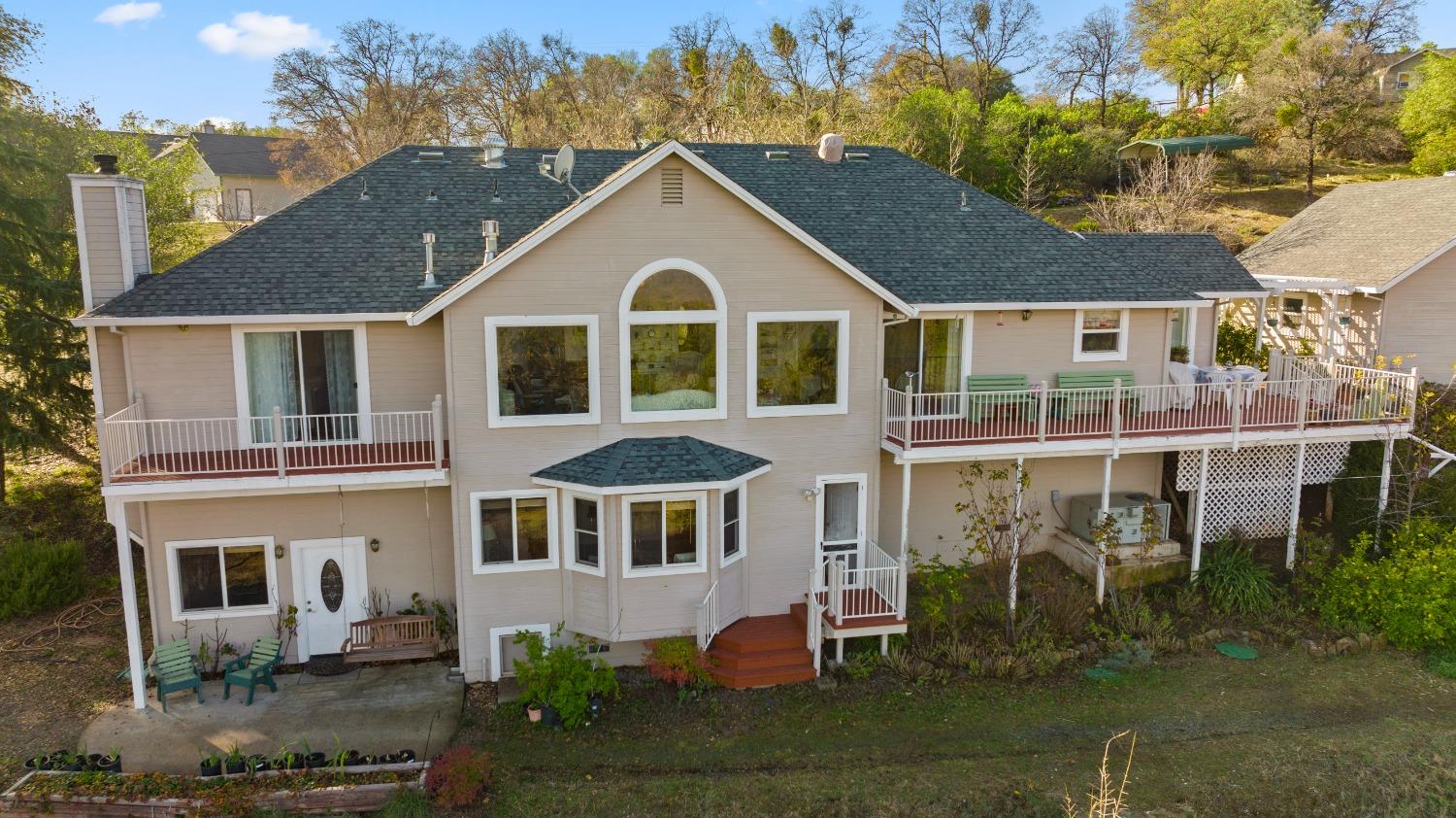 Photo of 19100-15576 W Ridge Dr in Penn Valley, CA