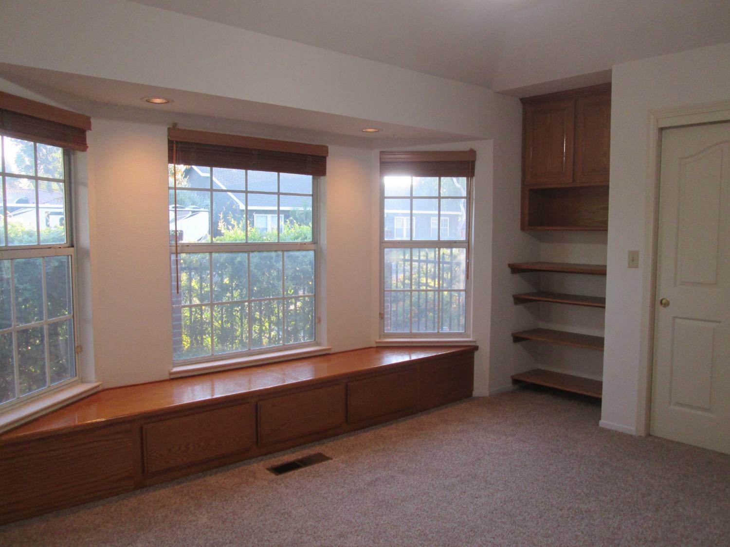 Detail Gallery Image 17 of 46 For 2605 Emerald Way, Turlock,  CA 95382 - 4 Beds | 2/1 Baths