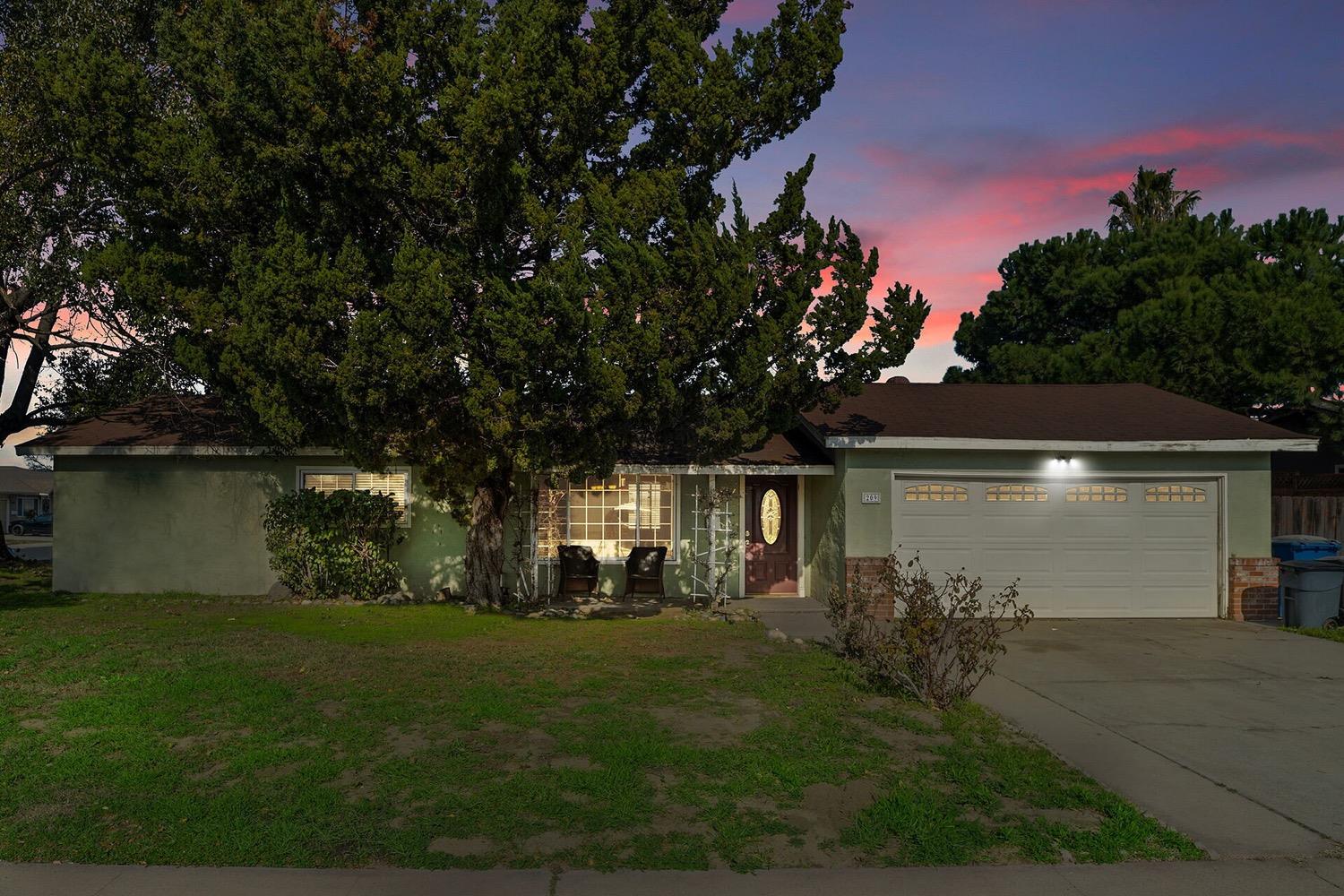 Detail Gallery Image 1 of 1 For 209 Grant Ct, Manteca,  CA 95336 - 3 Beds | 1/1 Baths