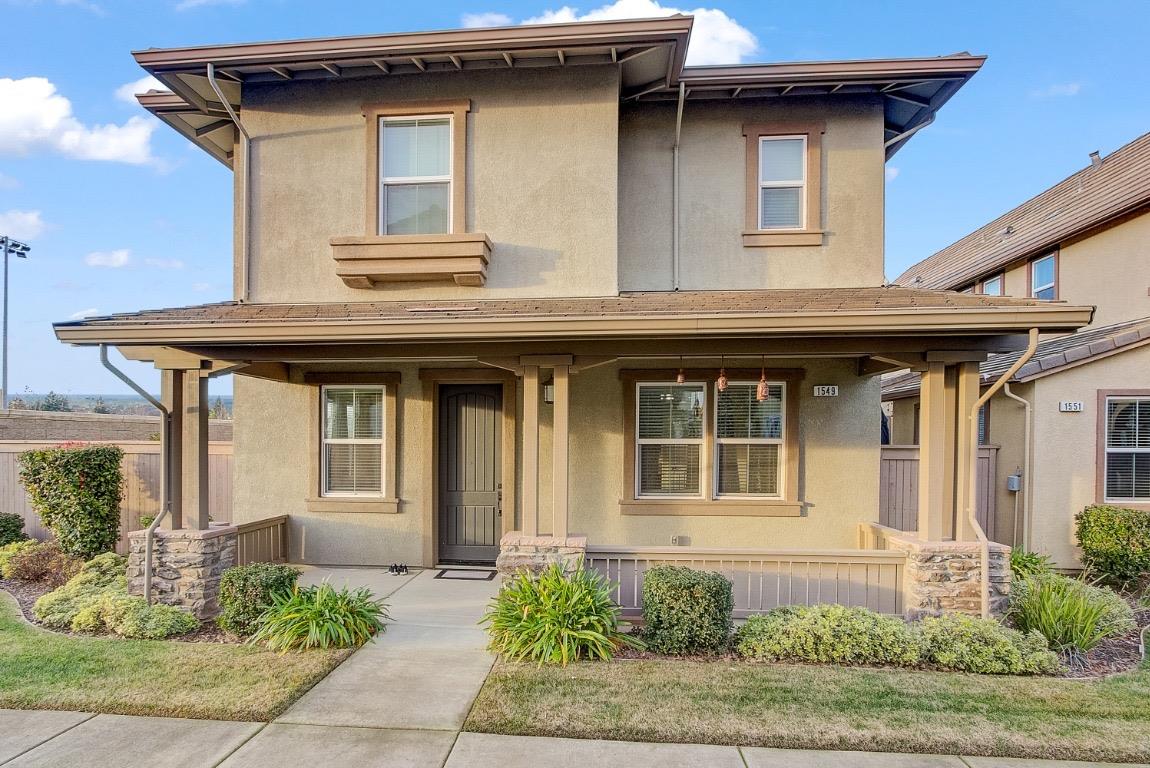 Photo of 1549 Bonanza Ln in Folsom, CA