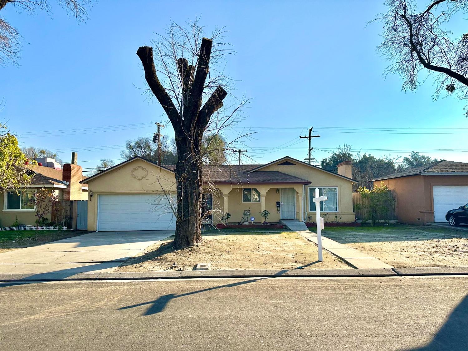 Detail Gallery Image 1 of 1 For 1626 Nian Way, Modesto,  CA 95351 - 3 Beds | 2 Baths