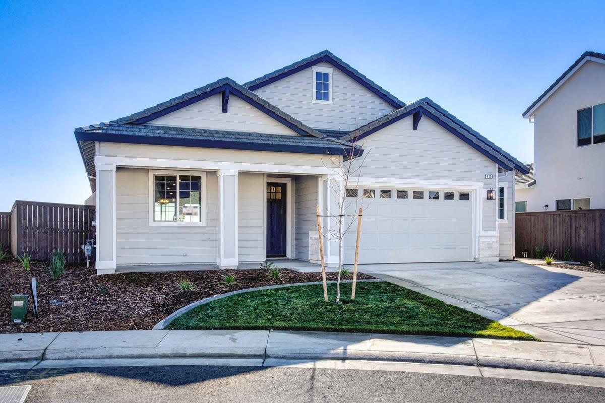 Detail Gallery Image 1 of 1 For 4156 Creek Bank Ct, Rocklin,  CA 95765 - 3 Beds | 2 Baths