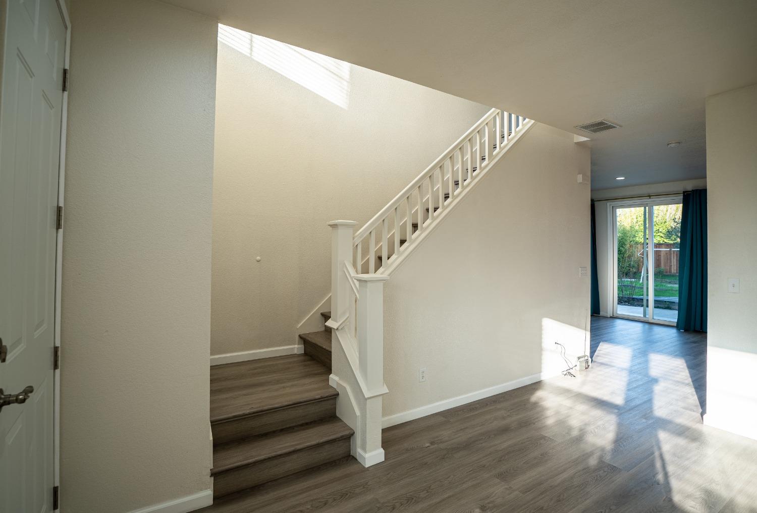 Detail Gallery Image 21 of 38 For 5934 Peja Way, Stockton,  CA 95212 - 3 Beds | 2/1 Baths