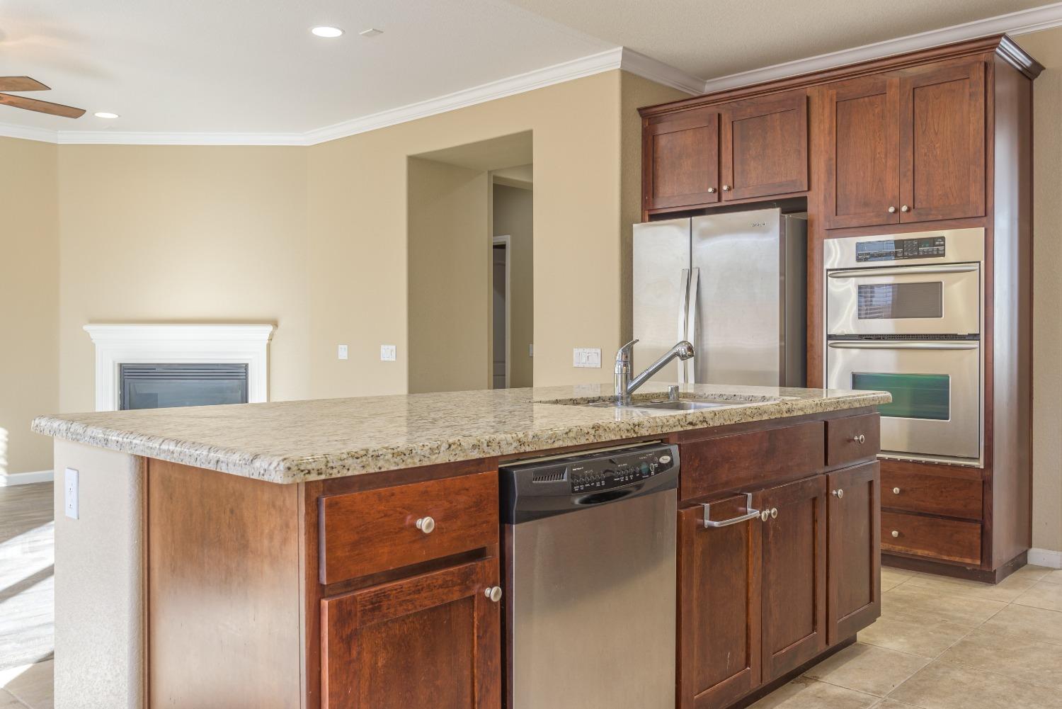 Detail Gallery Image 13 of 44 For 4003 St Remy Ct, Merced,  CA 95348 - 3 Beds | 2/1 Baths
