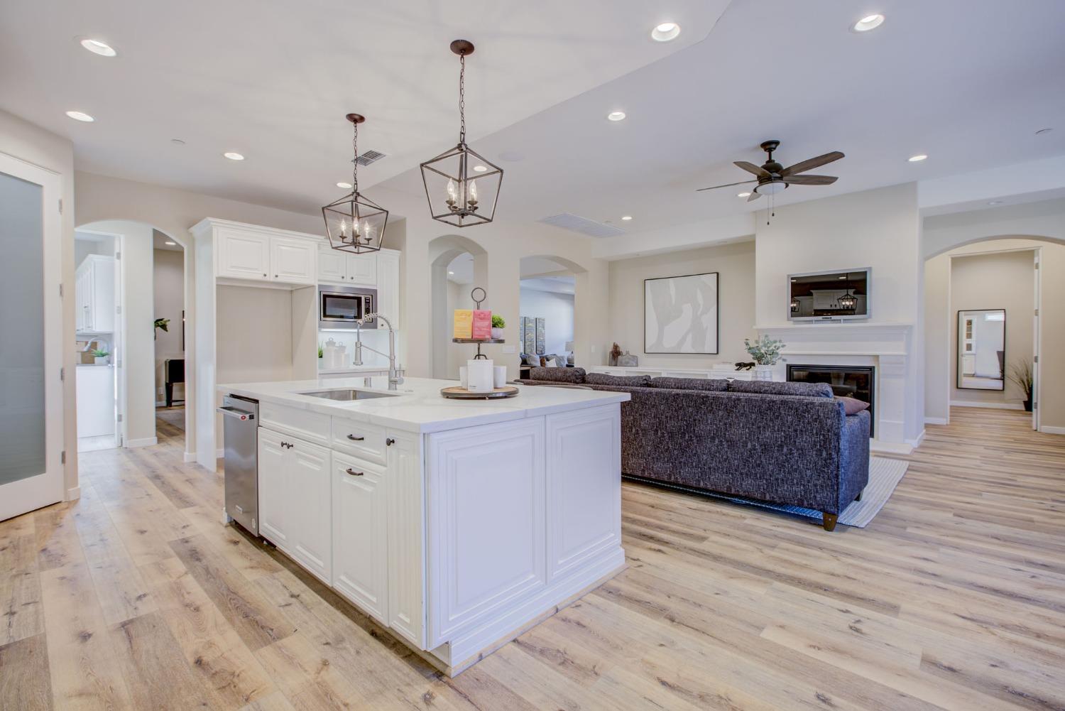 Photo 5 for Listing #223007181