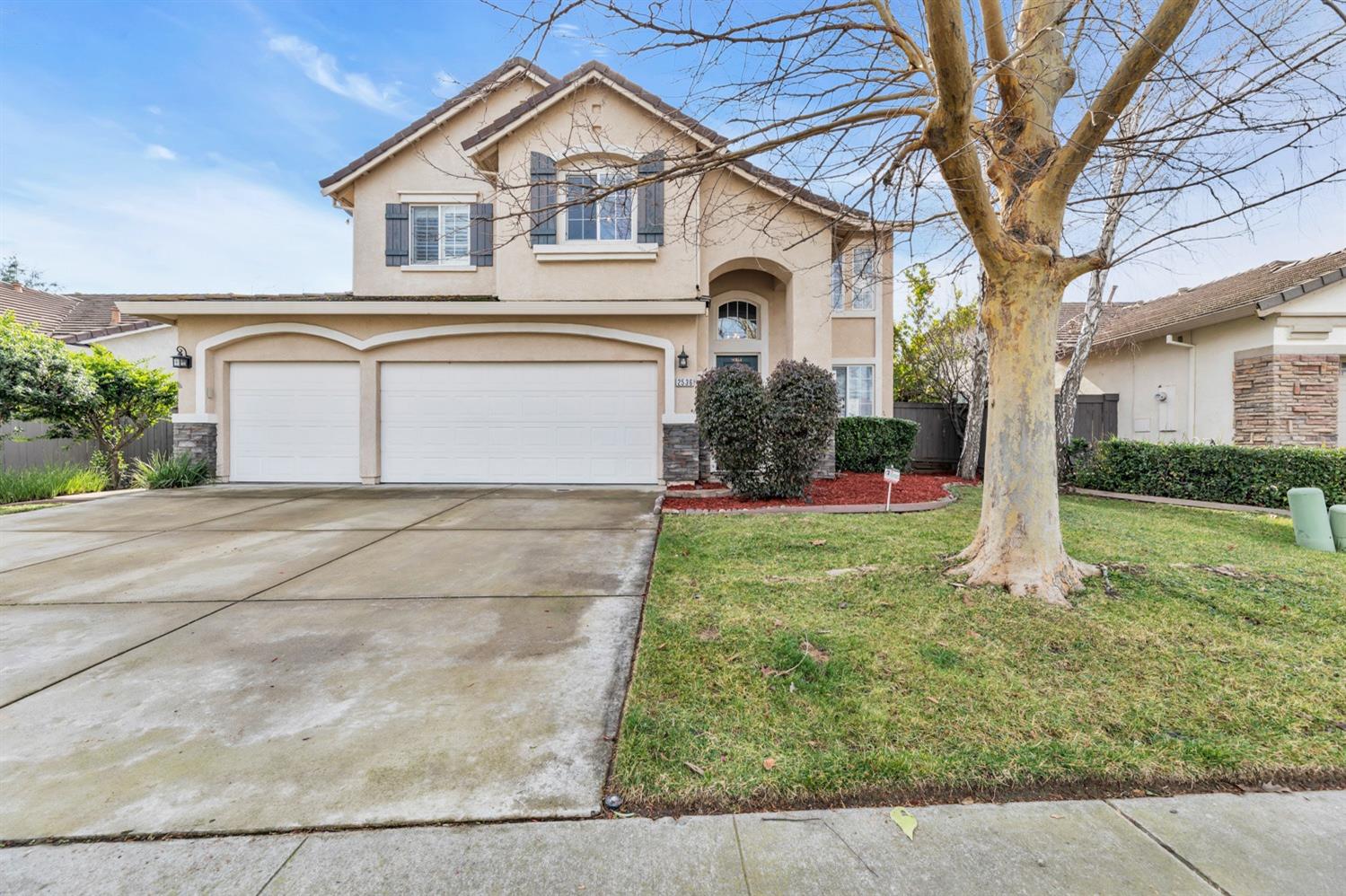 Photo of 2536 Maybrook Dr in Sacramento, CA