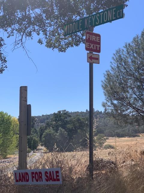 Middle Keystone Court, Penn Valley, California image 9