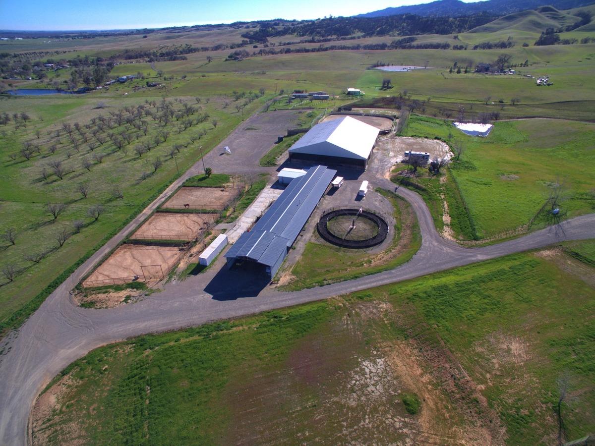 Photo of 24321 County Rd 23 in Esparto, CA