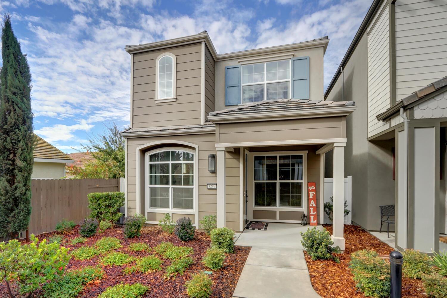 Photo of 3299 Owl Ct in West Sacramento, CA