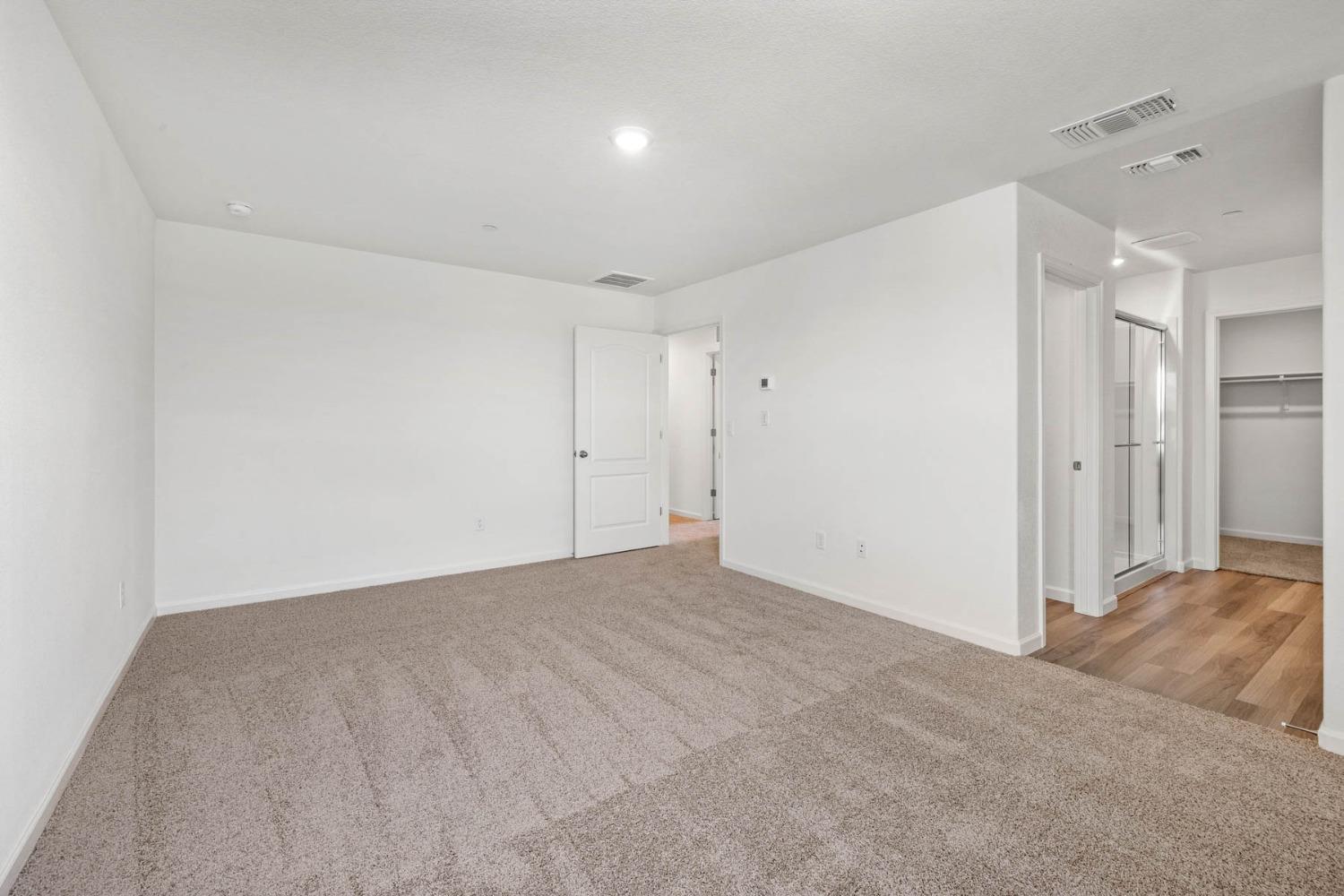 Detail Gallery Image 7 of 16 For 10548 Skynyrd Way, Stockton,  CA 95212 - 4 Beds | 2/1 Baths
