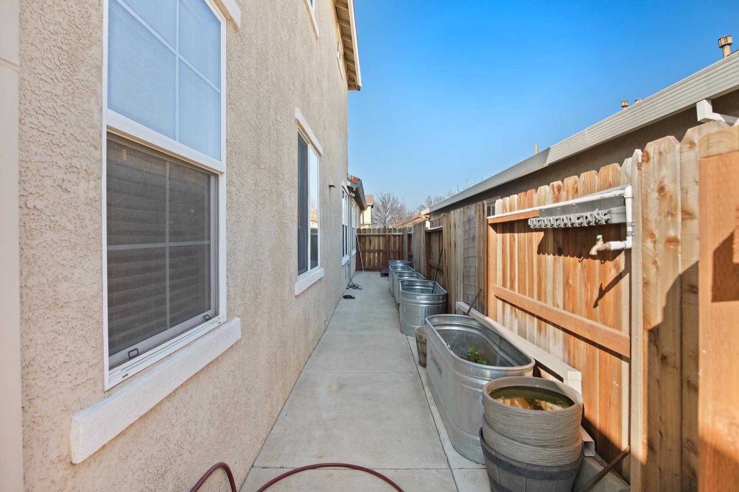 Detail Gallery Image 29 of 32 For 1540 La Sierra St, Merced,  CA 95348 - 5 Beds | 3 Baths