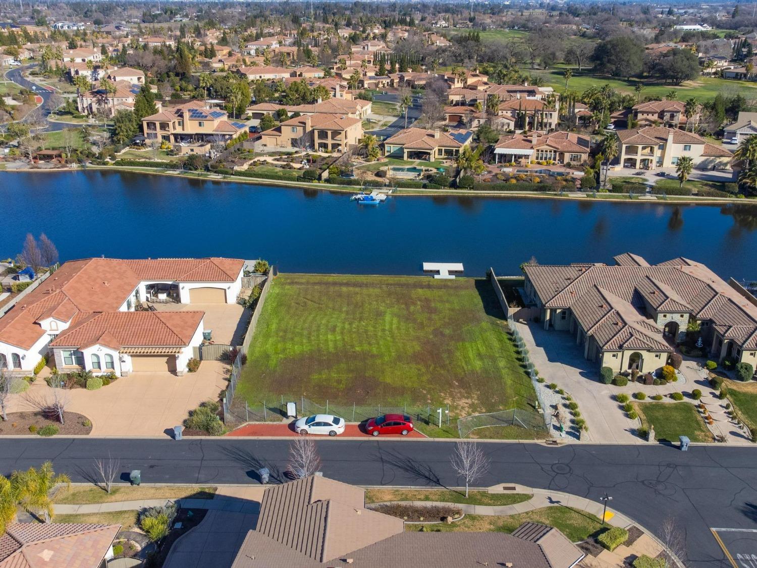 Photo of 8702 Wentworth Ct in Roseville, CA