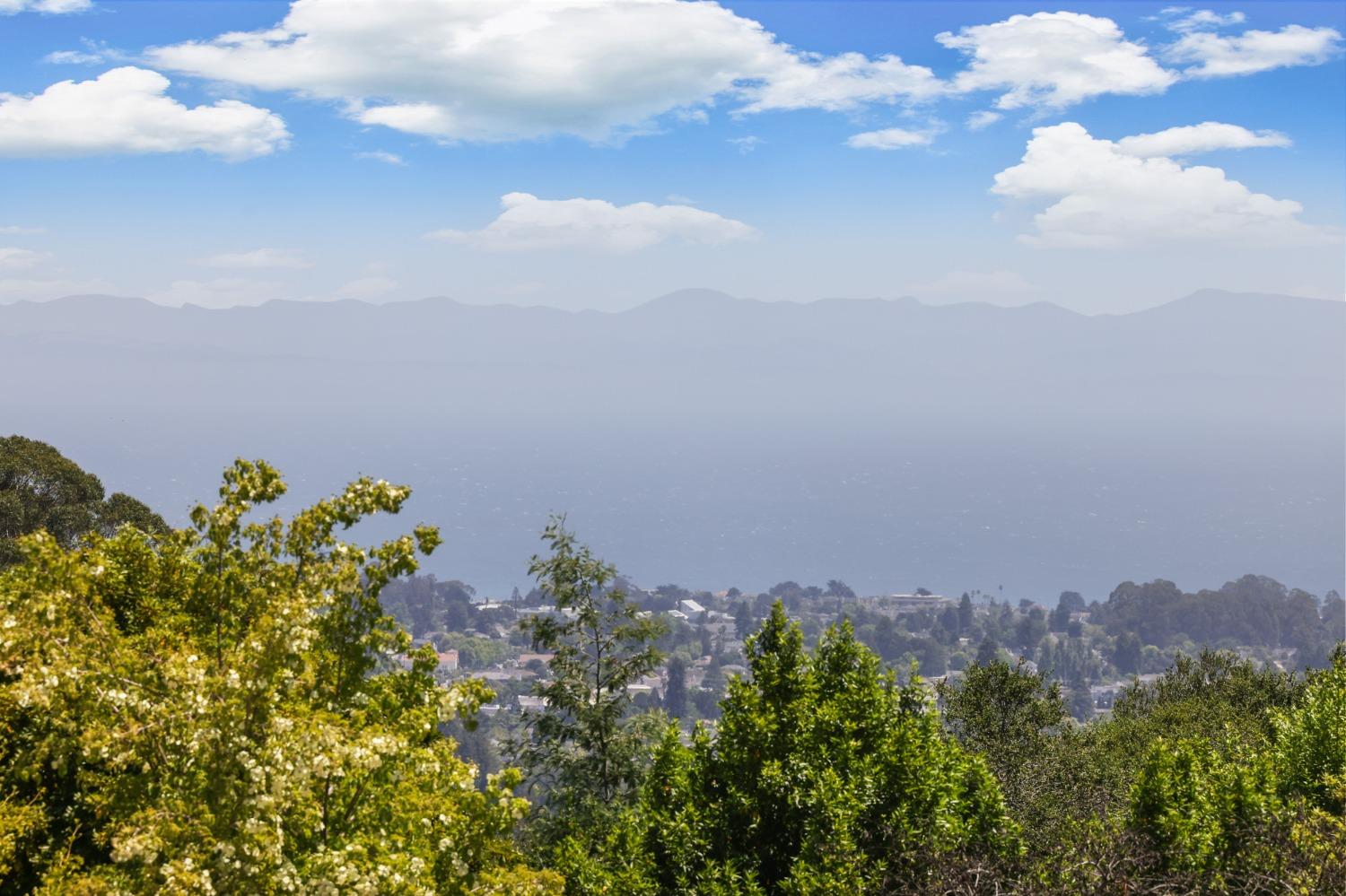 Detail Gallery Image 64 of 99 For 1 Kite Hill Rd, Santa Cruz,  CA 95060 - 3 Beds | 3/1 Baths