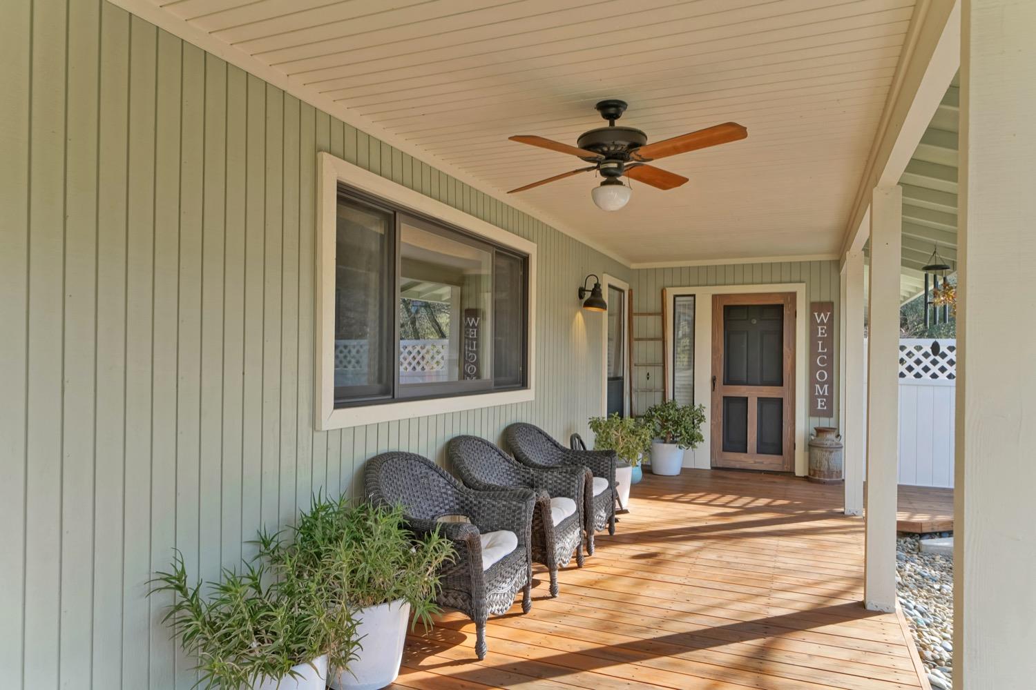 Detail Gallery Image 1 of 1 For 3222 Glory Rd, Placerville,  CA 95667 - 2 Beds | 2 Baths