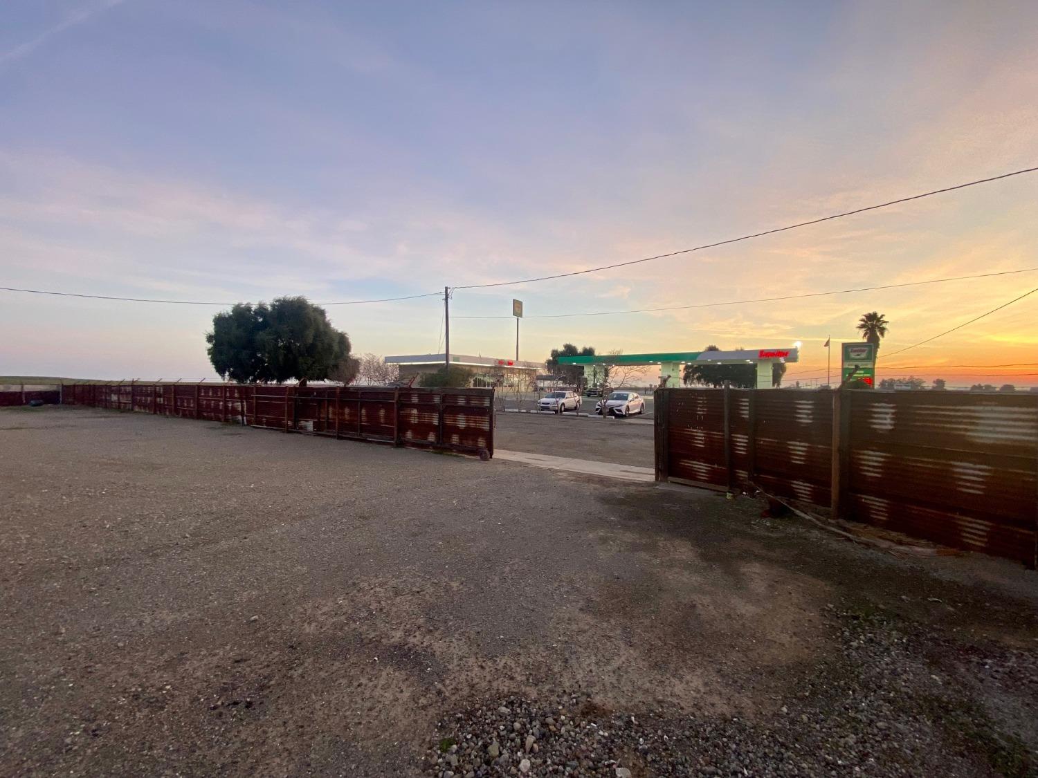 Detail Gallery Image 10 of 32 For 32974 W Hwy 140, Gustine,  CA 95322 - – Beds | – Baths