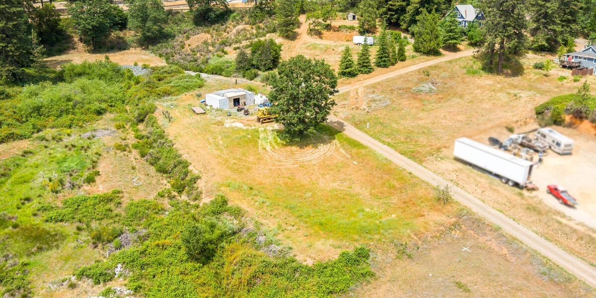 Whitcomb Avenue, Colfax, California image 9