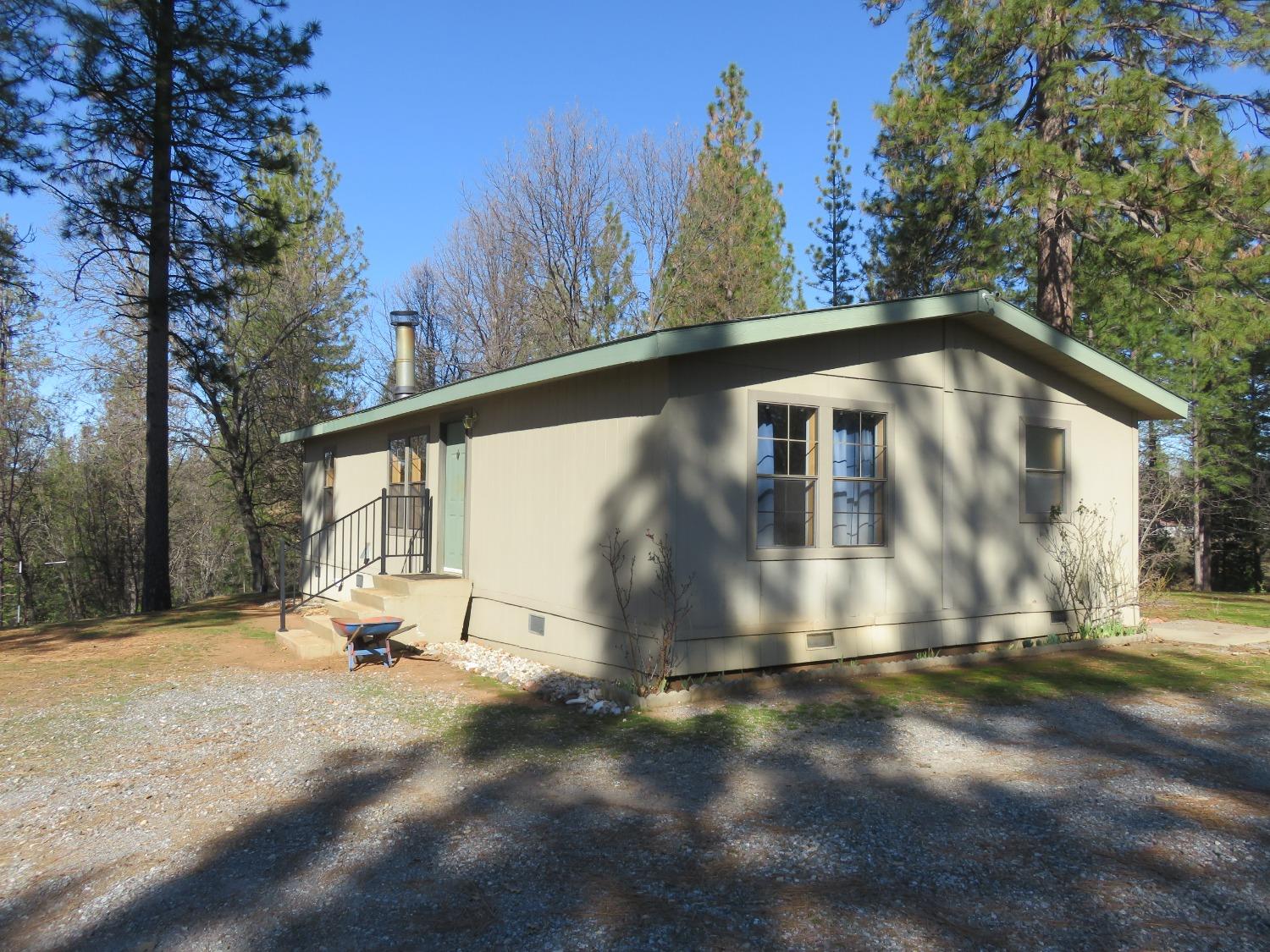 Photo of 780 Wolvarine Mine Rd in Glencoe, CA