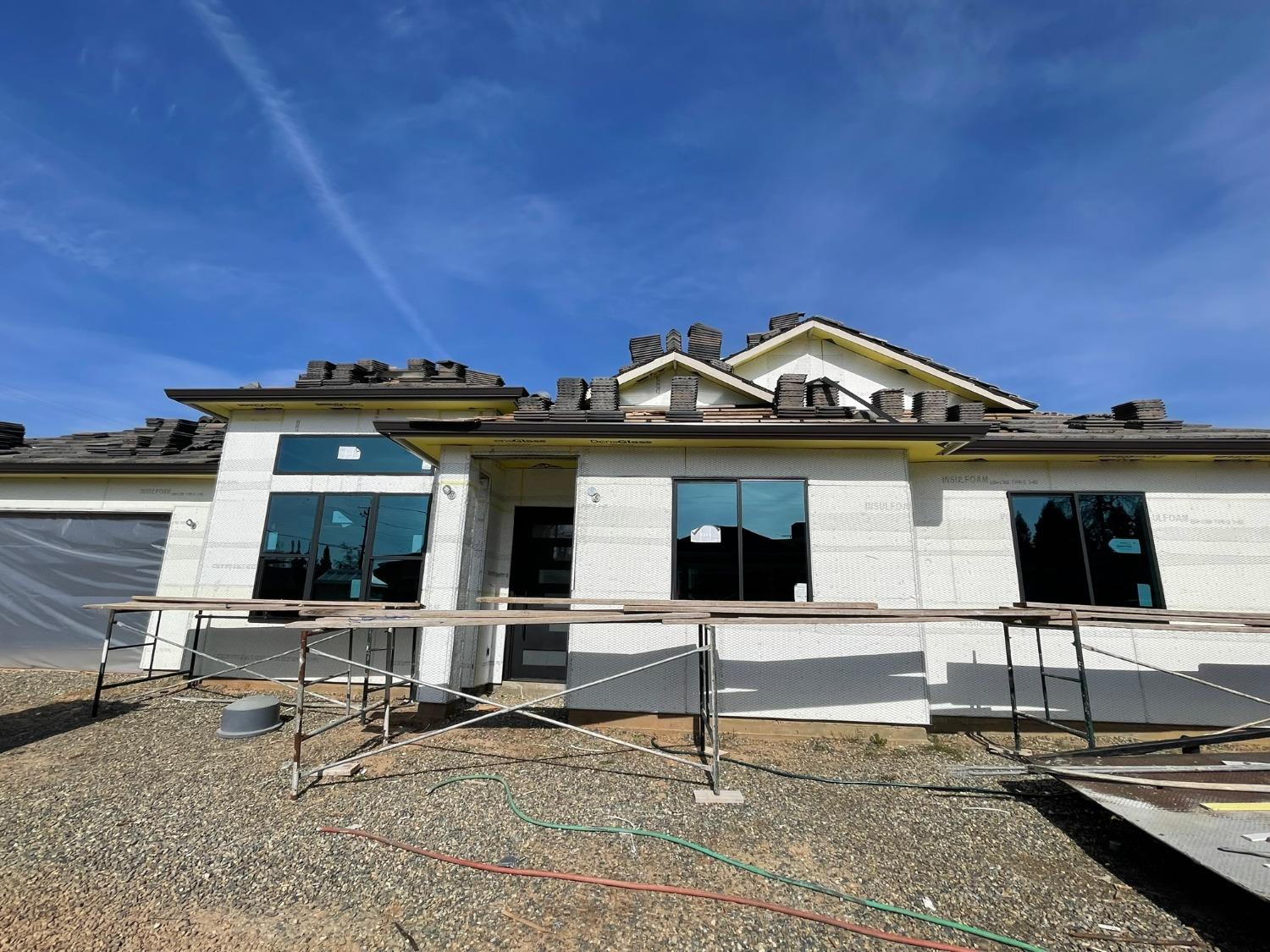 Photo of 8901 Maple Hill Ln in Orangevale, CA
