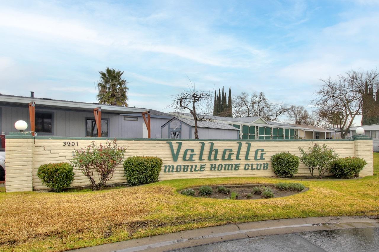 Photo of 3901 Lake Rd #235 in West Sacramento, CA