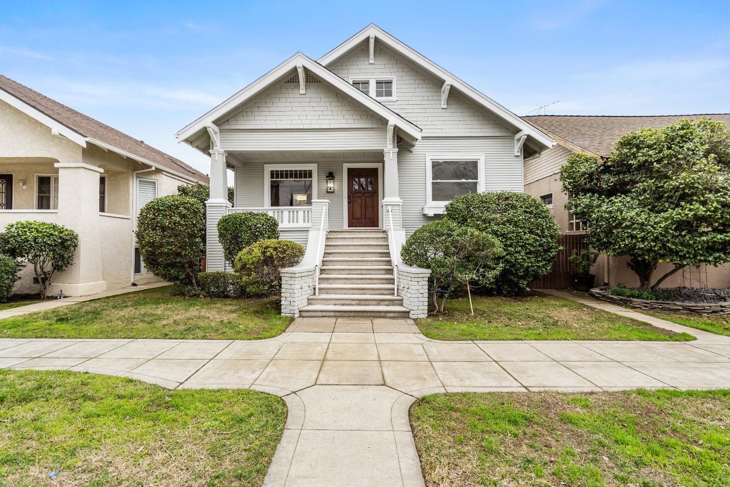 Photo of 2418 U St in Sacramento, CA