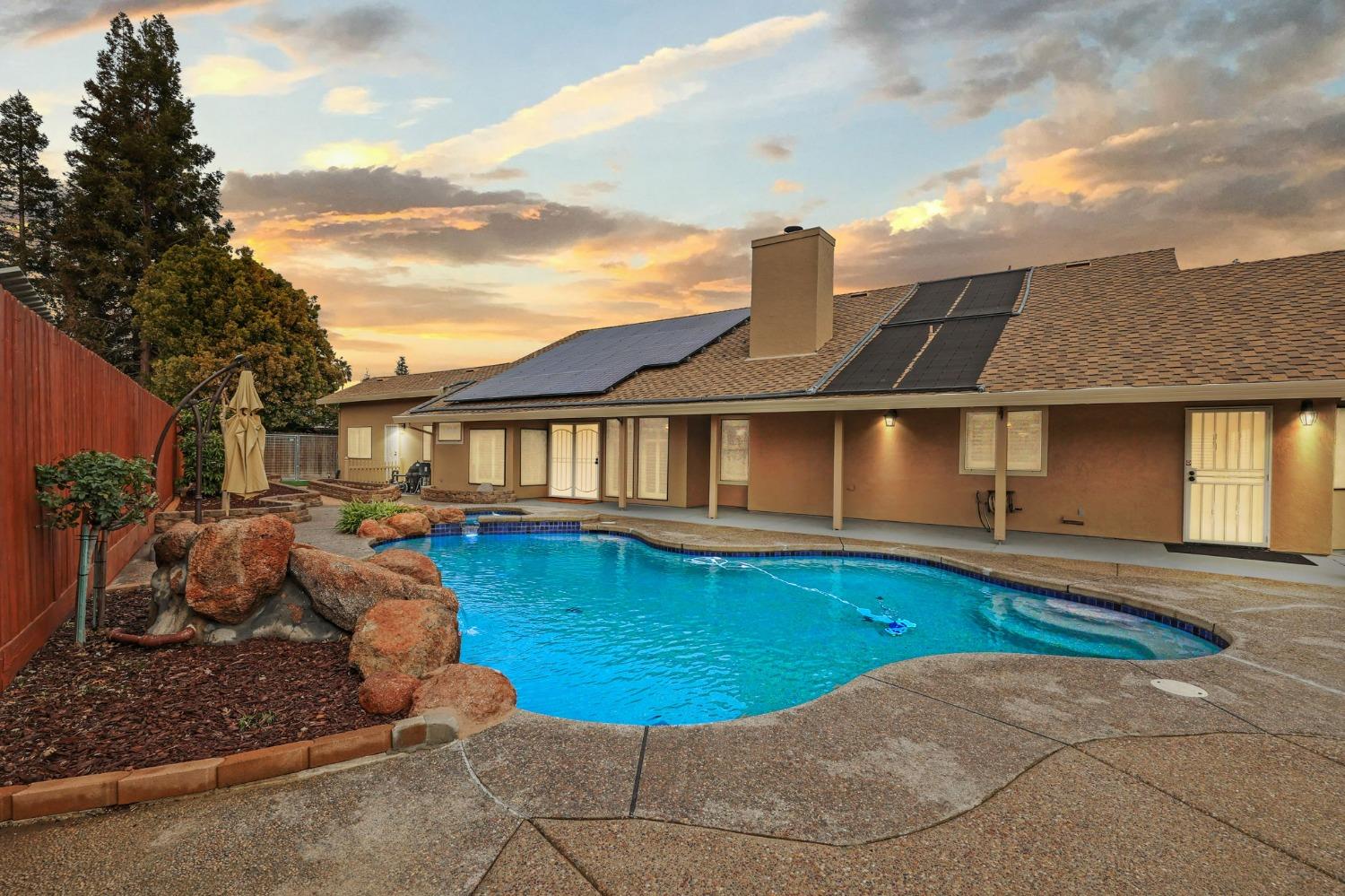 Photo of 867 Cordoza Ct in Woodland, CA
