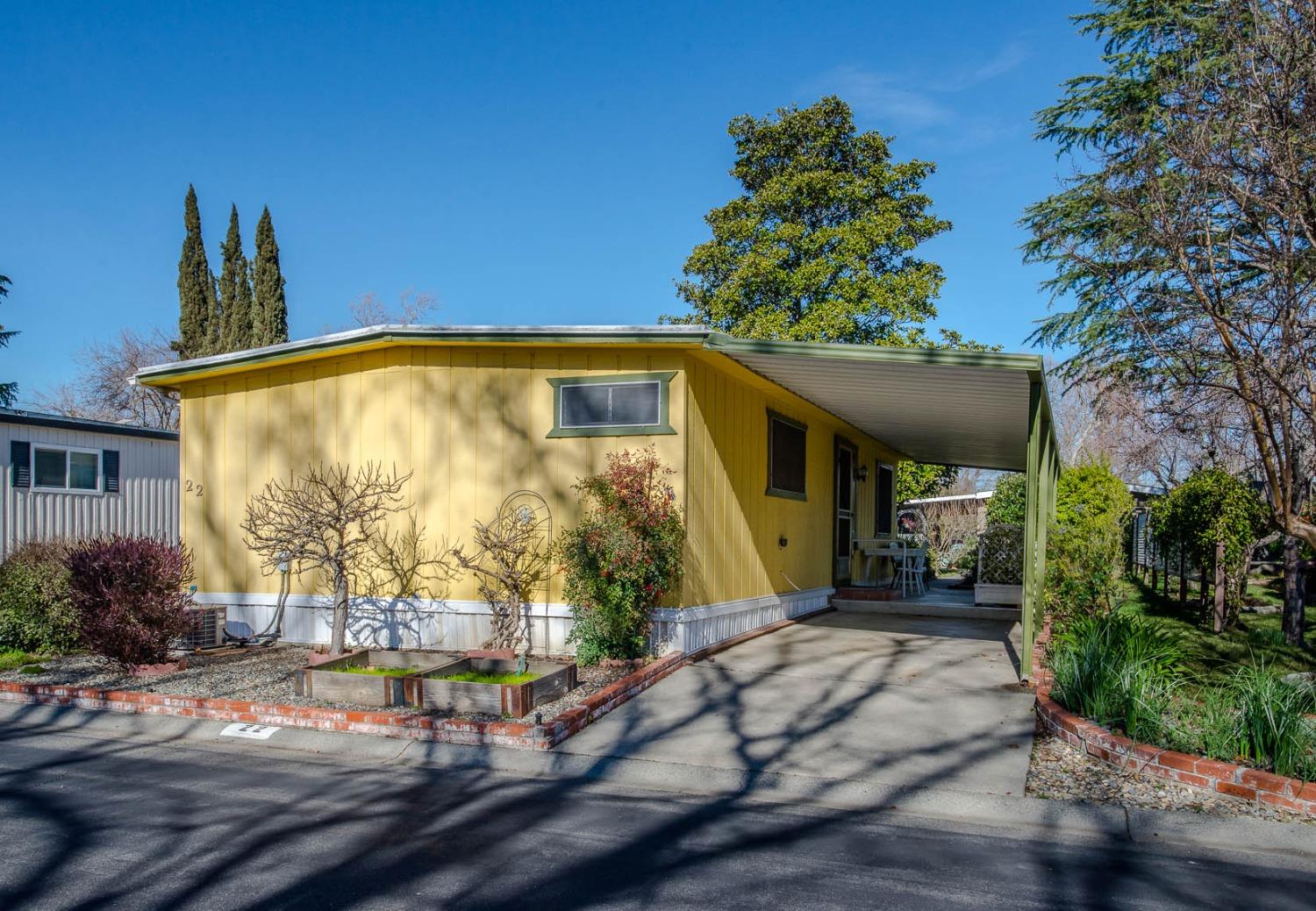 Photo of 22 Outer Cir in Davis, CA