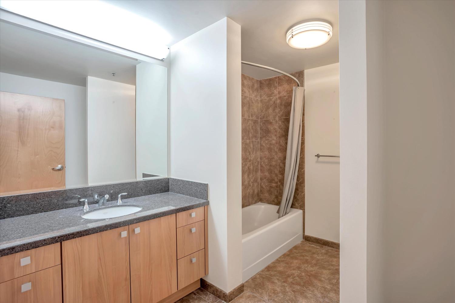 Photo #19: 223009796 Listing: Photo #19