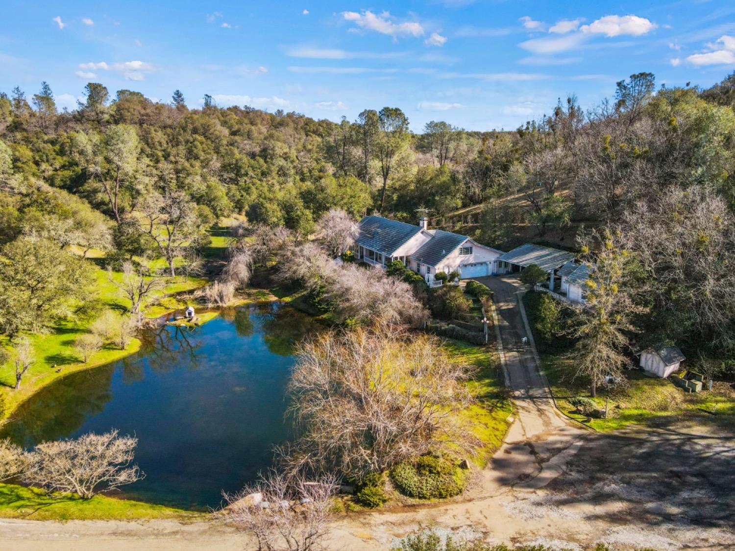 Detail Gallery Image 1 of 1 For 4201 Emerald Ln, Placerville,  CA 95667 - 3 Beds | 3 Baths