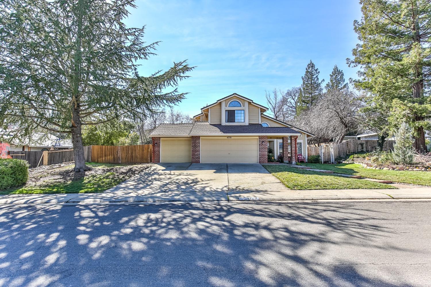 Photo of 4778 Castana Dr in Cameron Park, CA