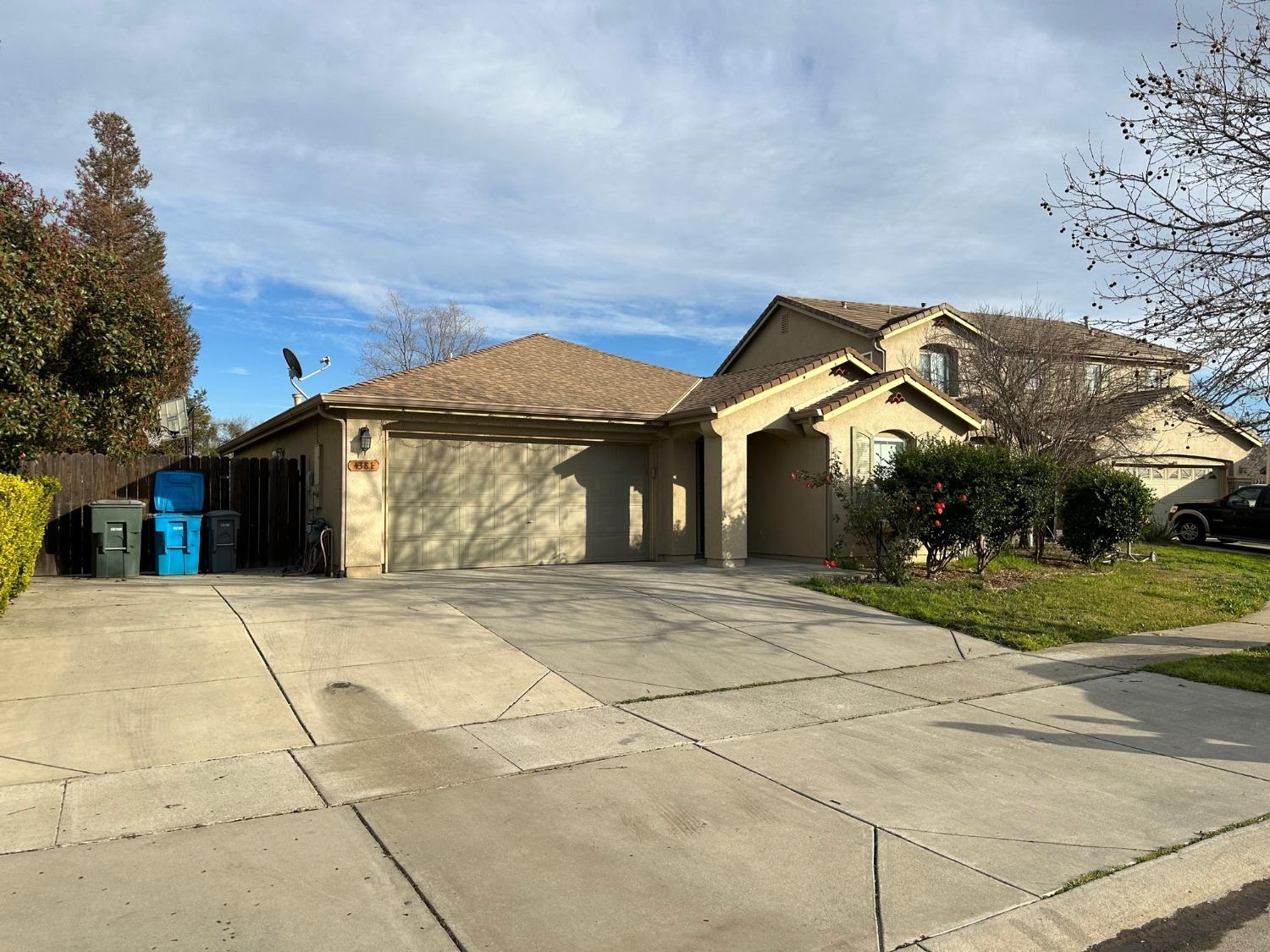 Photo of 4381 Sundari Ave in Olivehurst, CA