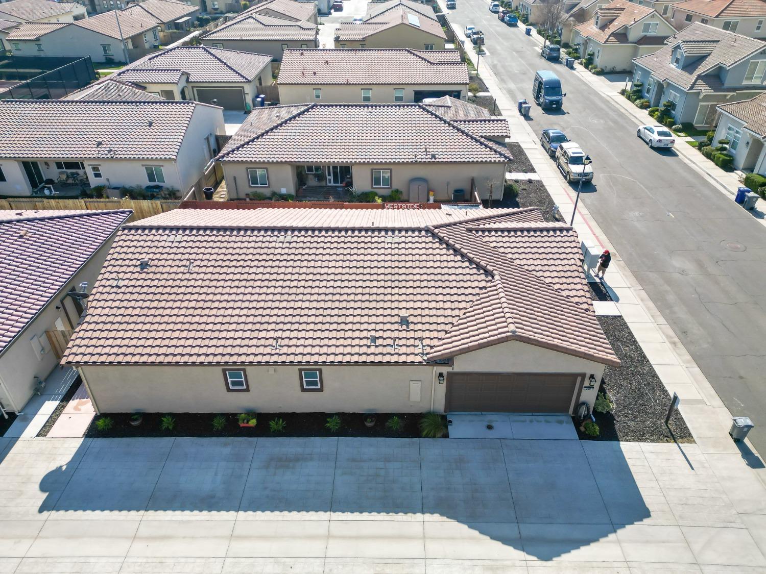 Detail Gallery Image 3 of 40 For 550 Betten St, Los Banos,  CA 93635 - 2 Beds | 2 Baths