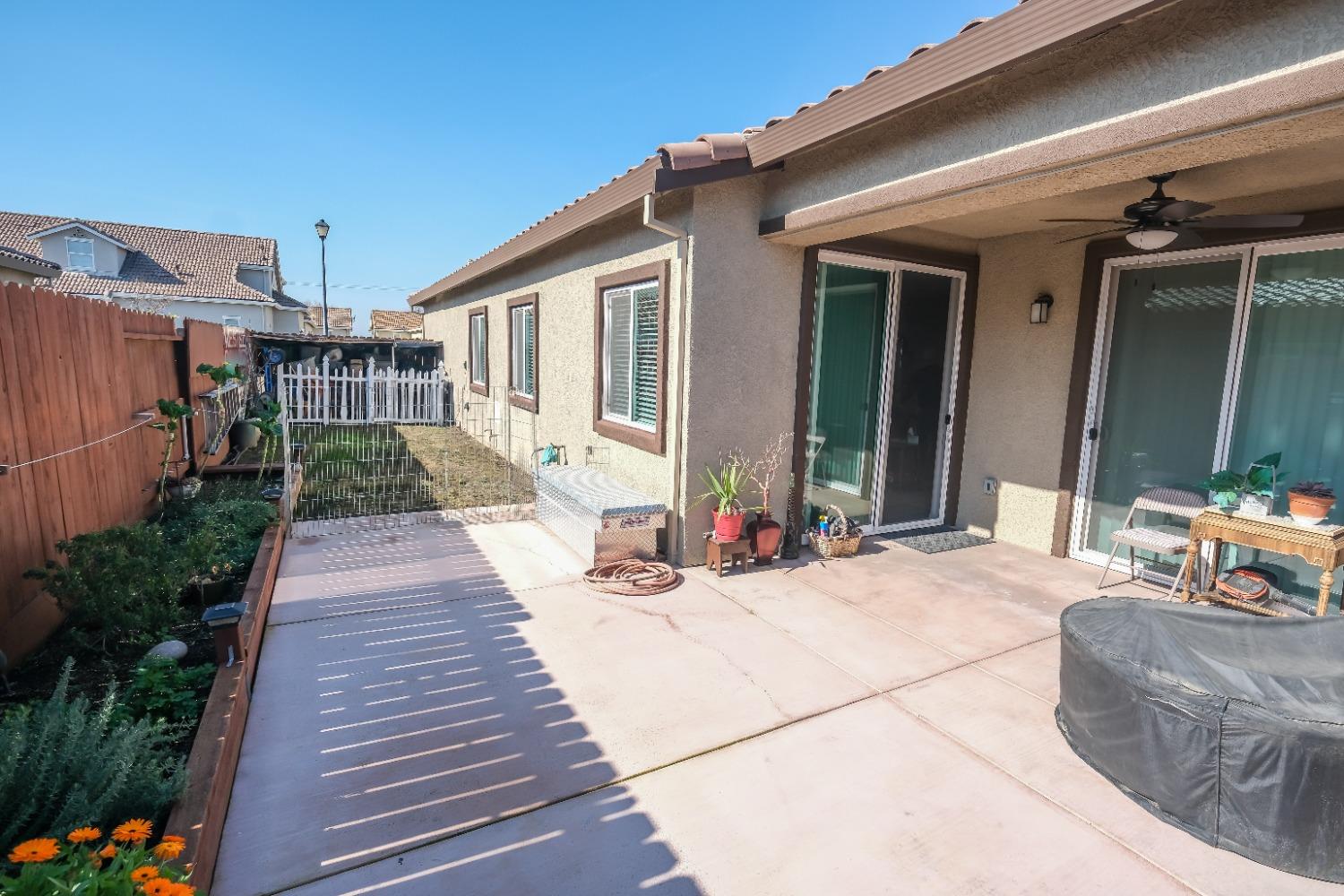 Detail Gallery Image 31 of 40 For 550 Betten St, Los Banos,  CA 93635 - 2 Beds | 2 Baths