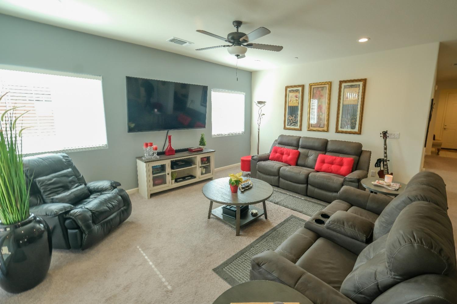 Detail Gallery Image 6 of 40 For 550 Betten St, Los Banos,  CA 93635 - 2 Beds | 2 Baths