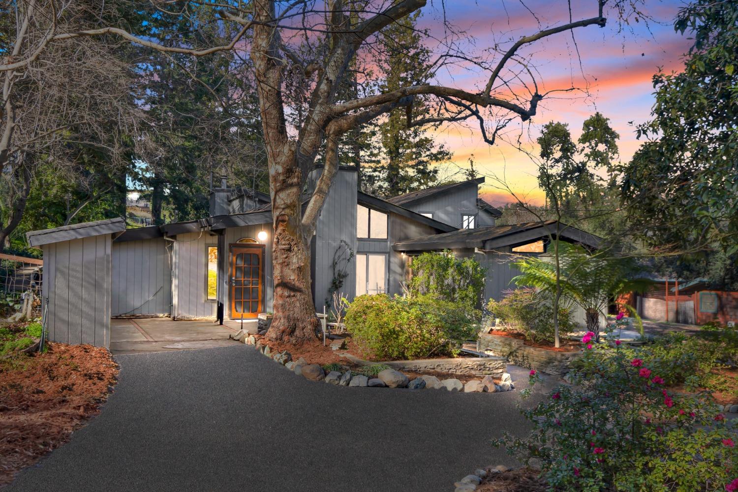 Photo of 8089 Capitola Ave in Fair Oaks, CA