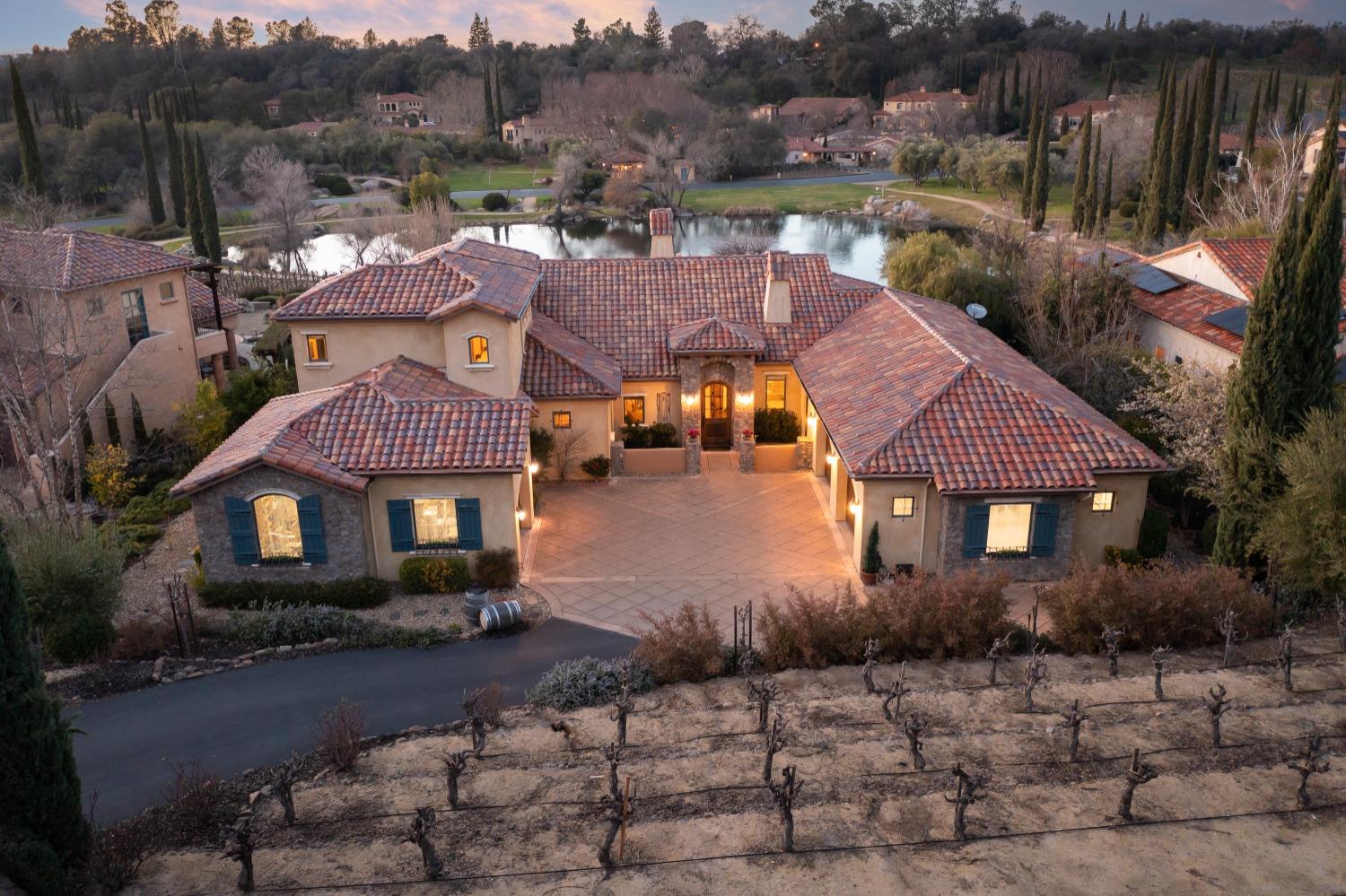 Photo of 9627 Clos Du Lac Cir in Loomis, CA