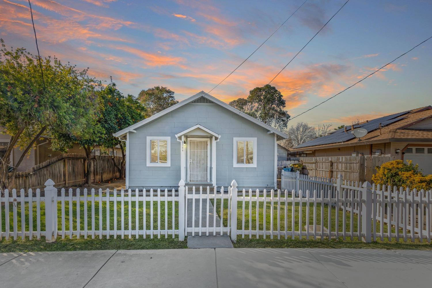 Photo of 9744 N St in Live Oak, CA