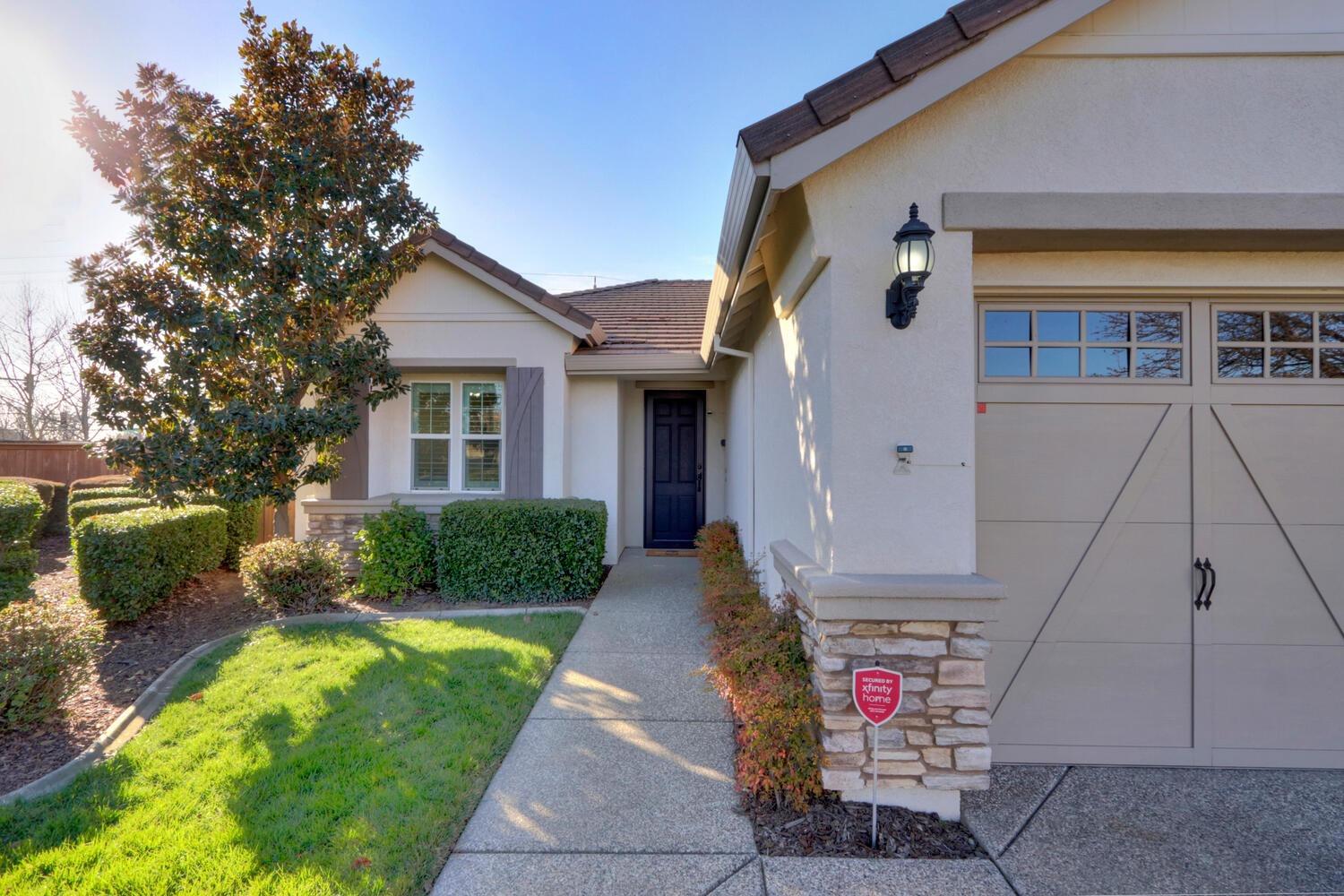 Photo of 7401 Foxburgh Ct in Elk Grove, CA