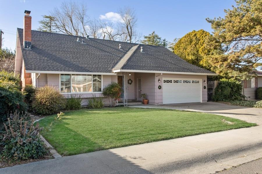 Photo of 1216 Harley Dr in Woodland, CA