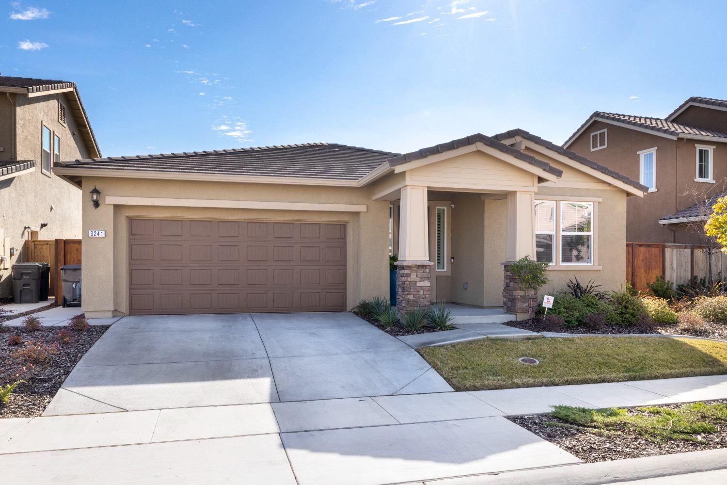 Photo of 3241 Adelaide Loop in Roseville, CA