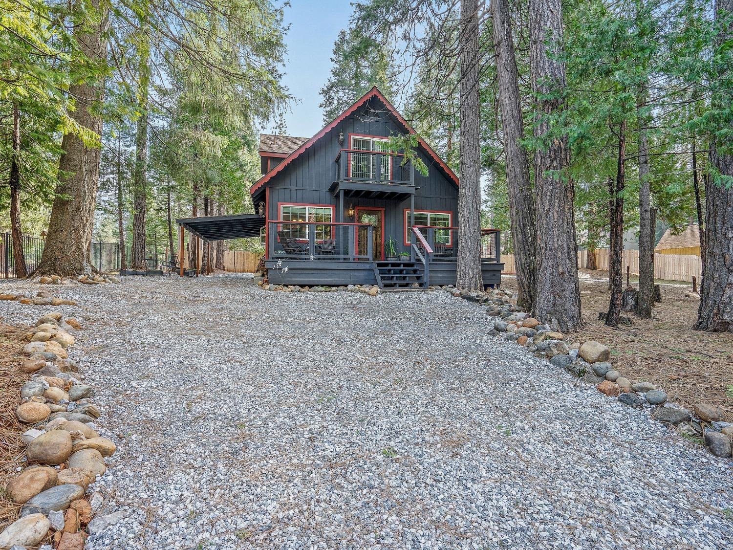 Photo of 7000 Pioneer Dr in Grizzly Flats, CA