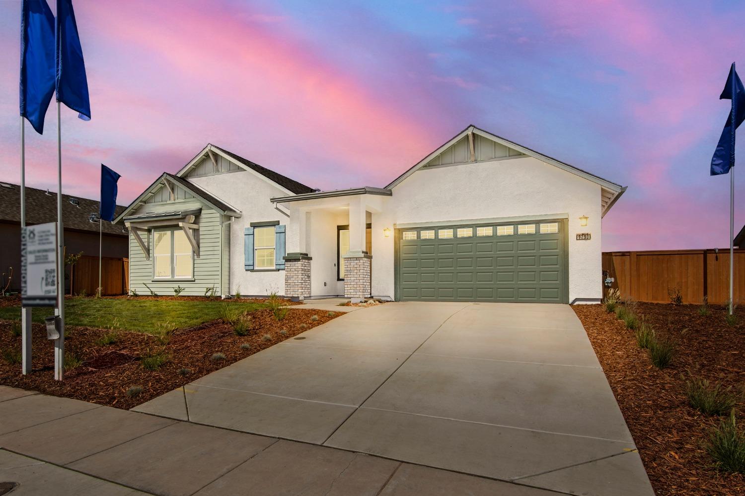 Photo of 9370 Mirabelle St in Roseville, CA